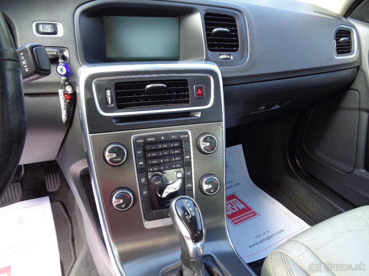 Volvo S60 2.0 D3 (5-valec) AT/6, kw 100 - 16