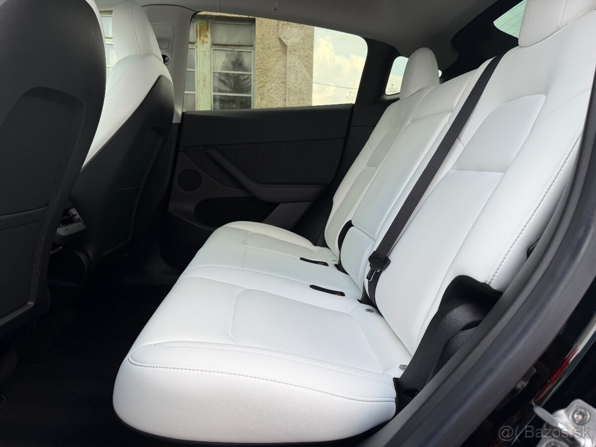 Tesla Model Y Long Range Dual Motor, DPH, Záruka - 16