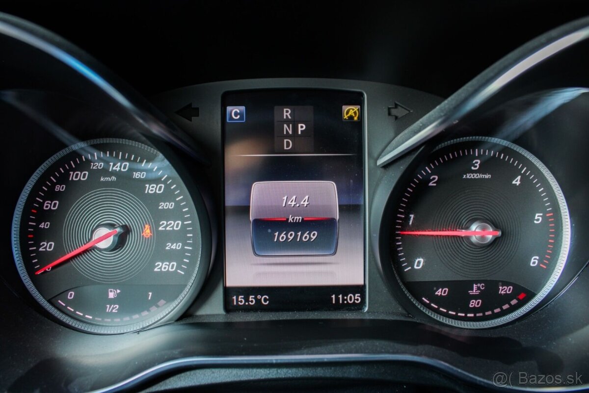 Mercedes-Benz GLC SUV 220d 4MATIC A/T - 16