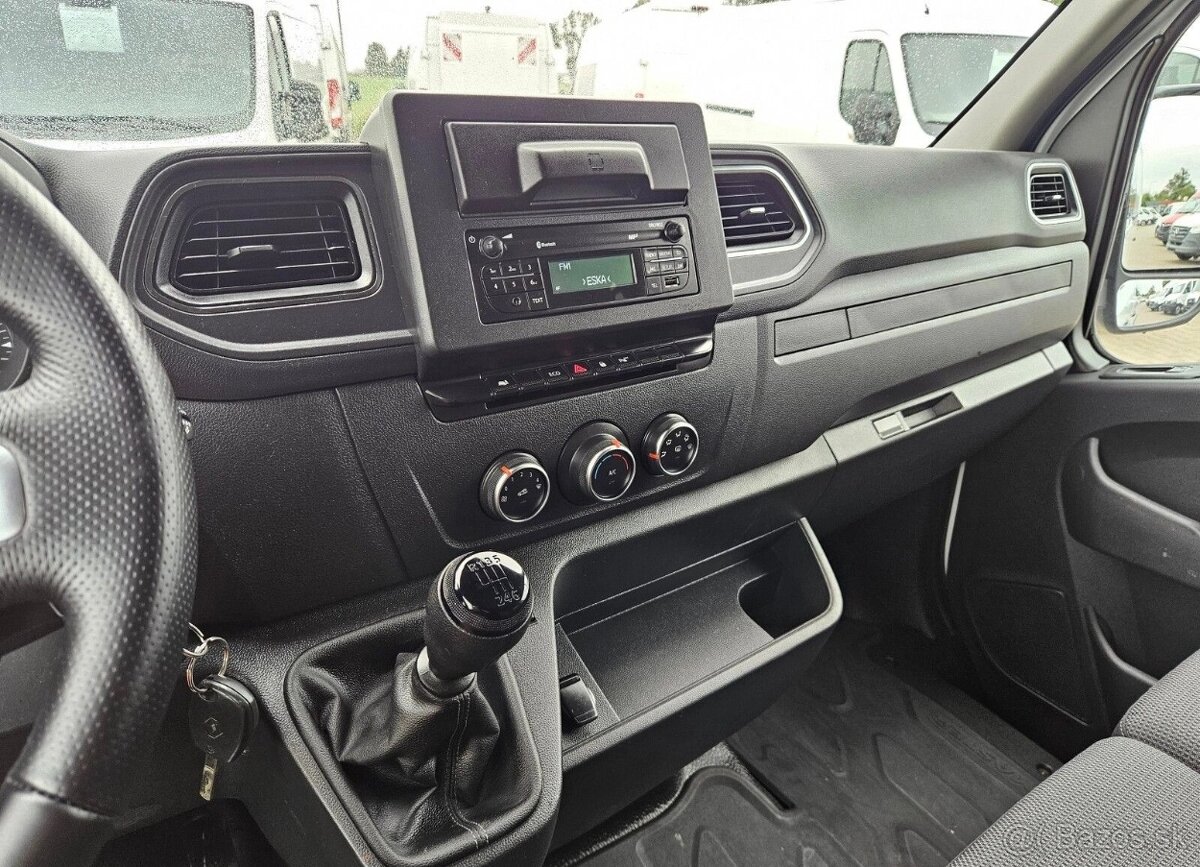 Renault Master L3H2 7-miestne 2.3 dCi/136 koni - 2022 - 16