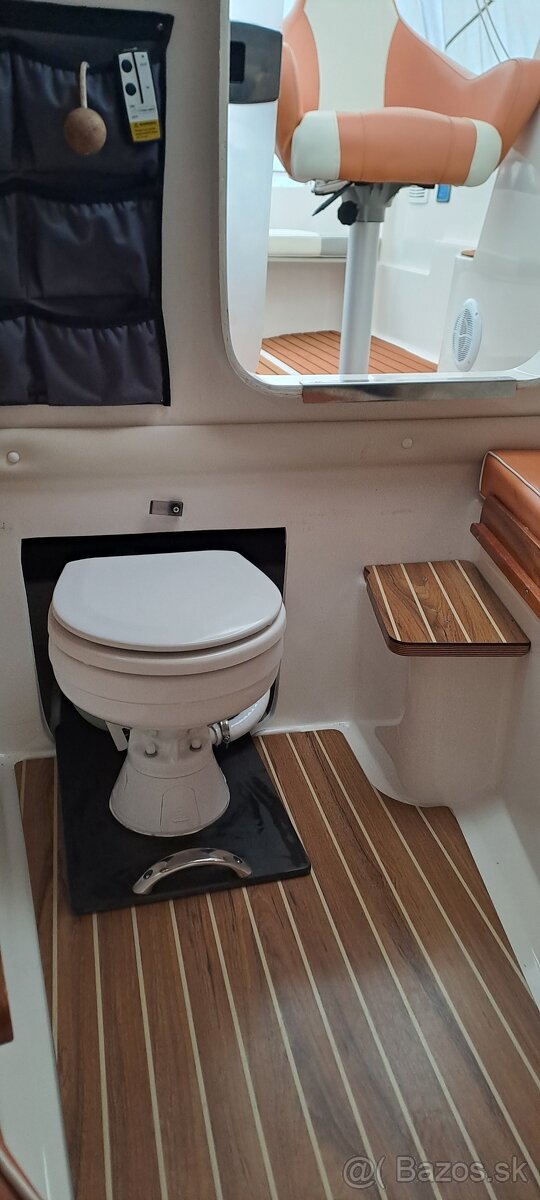 Quicksilver 620 + 115hp Mercury. - 16