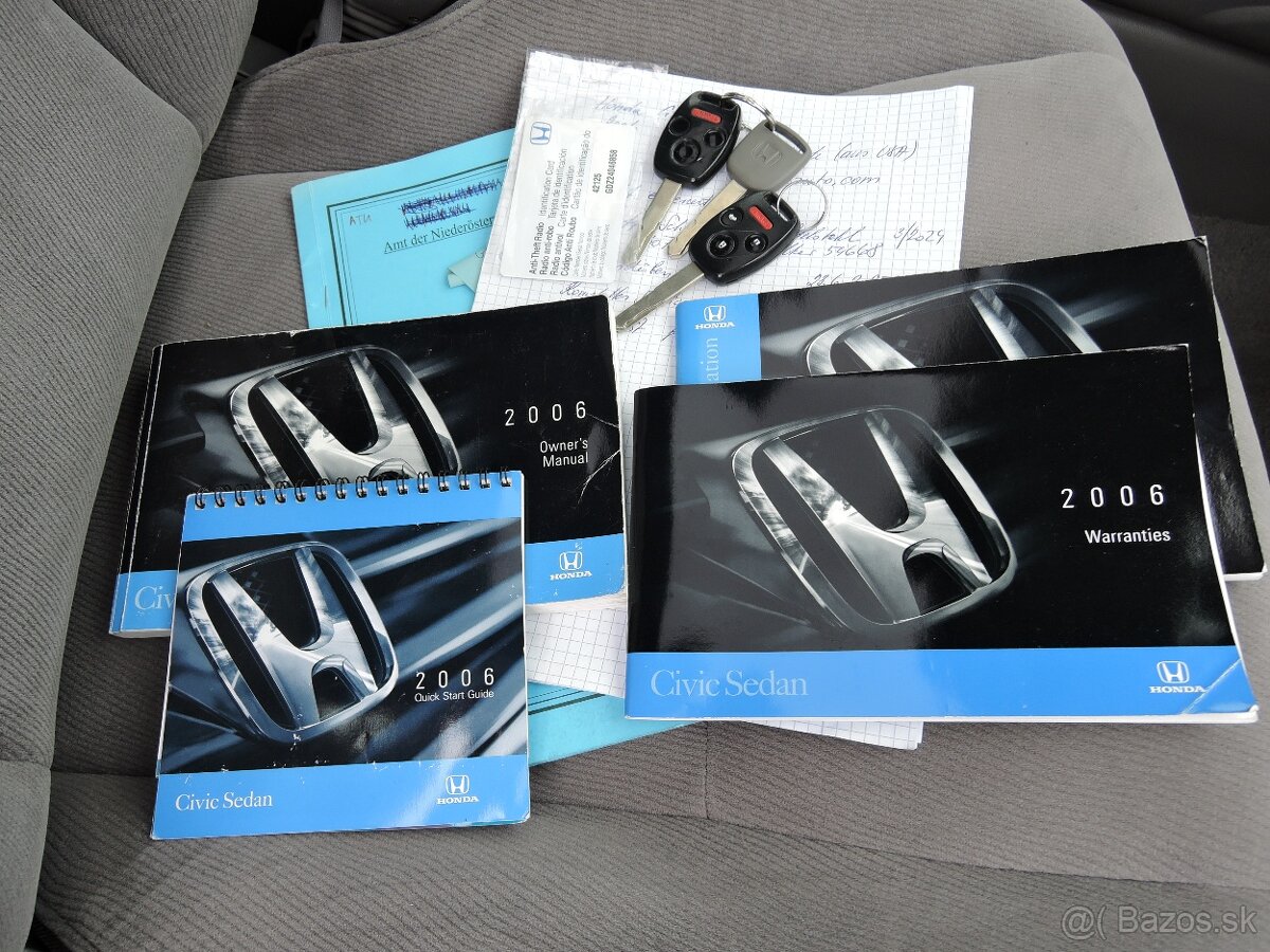 Honda Civic sedan 1,8 i-VTEC Aut. Šíbr 2006 - 16