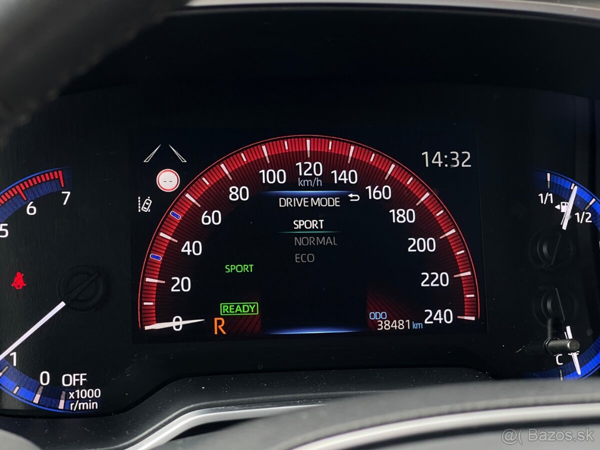 Toyota Corolla 1.8 Hybrid e-CVT Comfort - 16