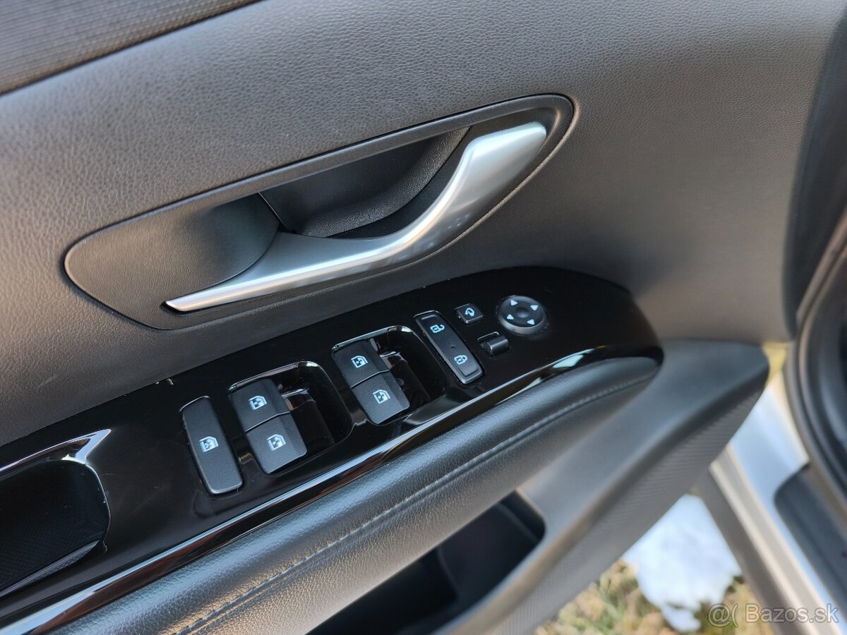 Hyundai Tucson 1.6 CRDi Mild Hybrid 4x4 AT STYLE Dizajn Pack - 16