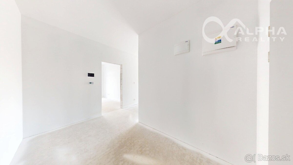 3i byty, balkón, terasa, garážové státie, Zelené údolie, SNV - 16