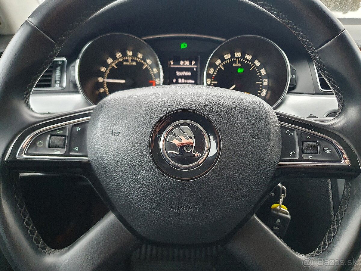 Škoda Superb Combi 1.6 TDI CR DPF Elegance DSG7 - 16