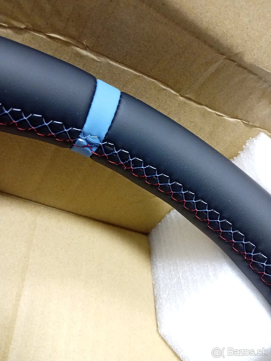 Športový alcantara BMW volant - 16