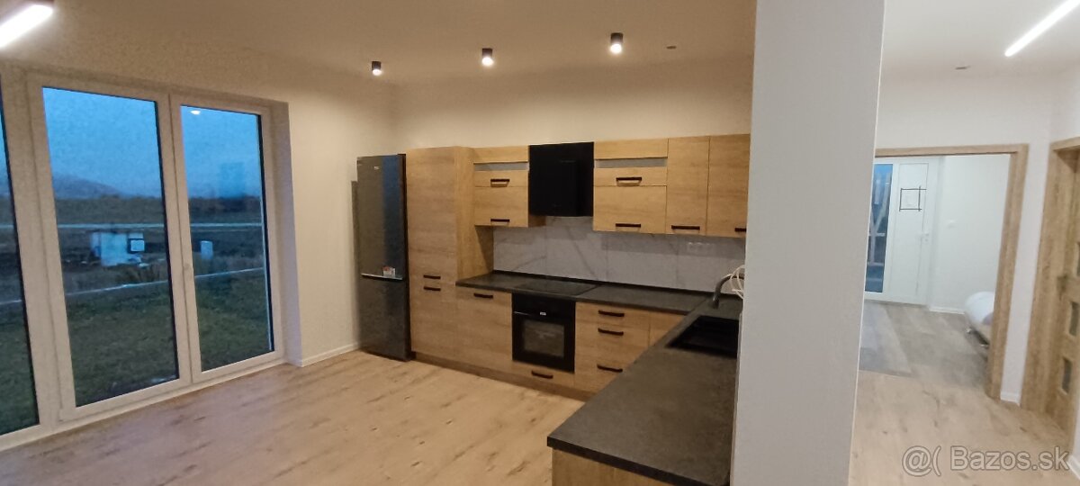 Novostavba 4 izbového domu Svinia - 16