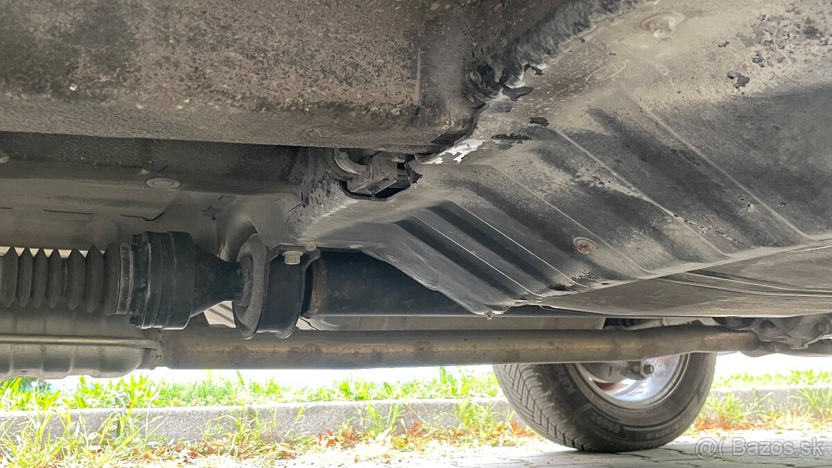 Hyundai Tucson 2.0 CRDi 4wd - 16