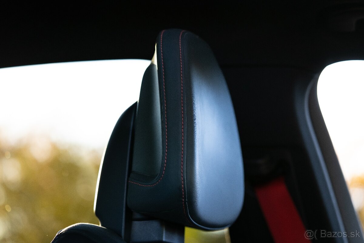 Mercedes C 43 AMG 4MATIC + - 16