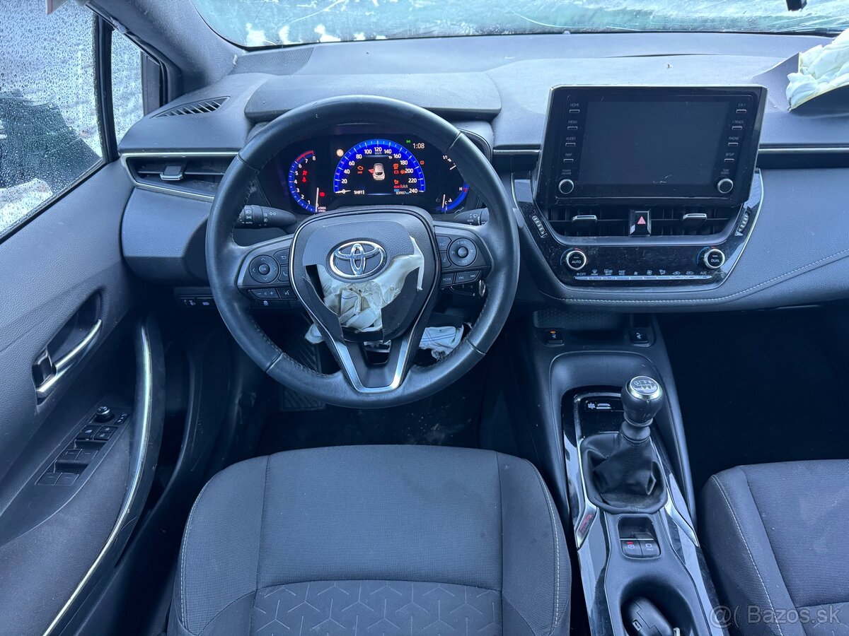 Toyota Corolla 1.2T 4valec benzin 2022 82000km - 16