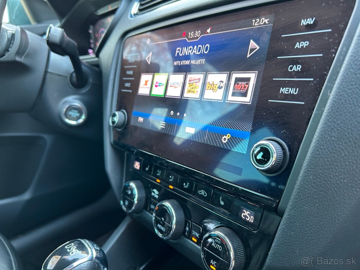 Škoda Octavia Combi 2.0 TDI DSG - 16