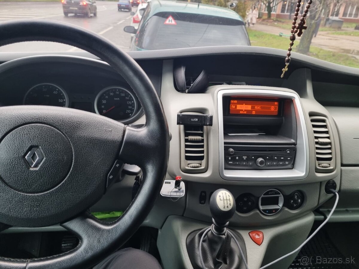 Predám Renault Trafic Black Edition 2014 - 16