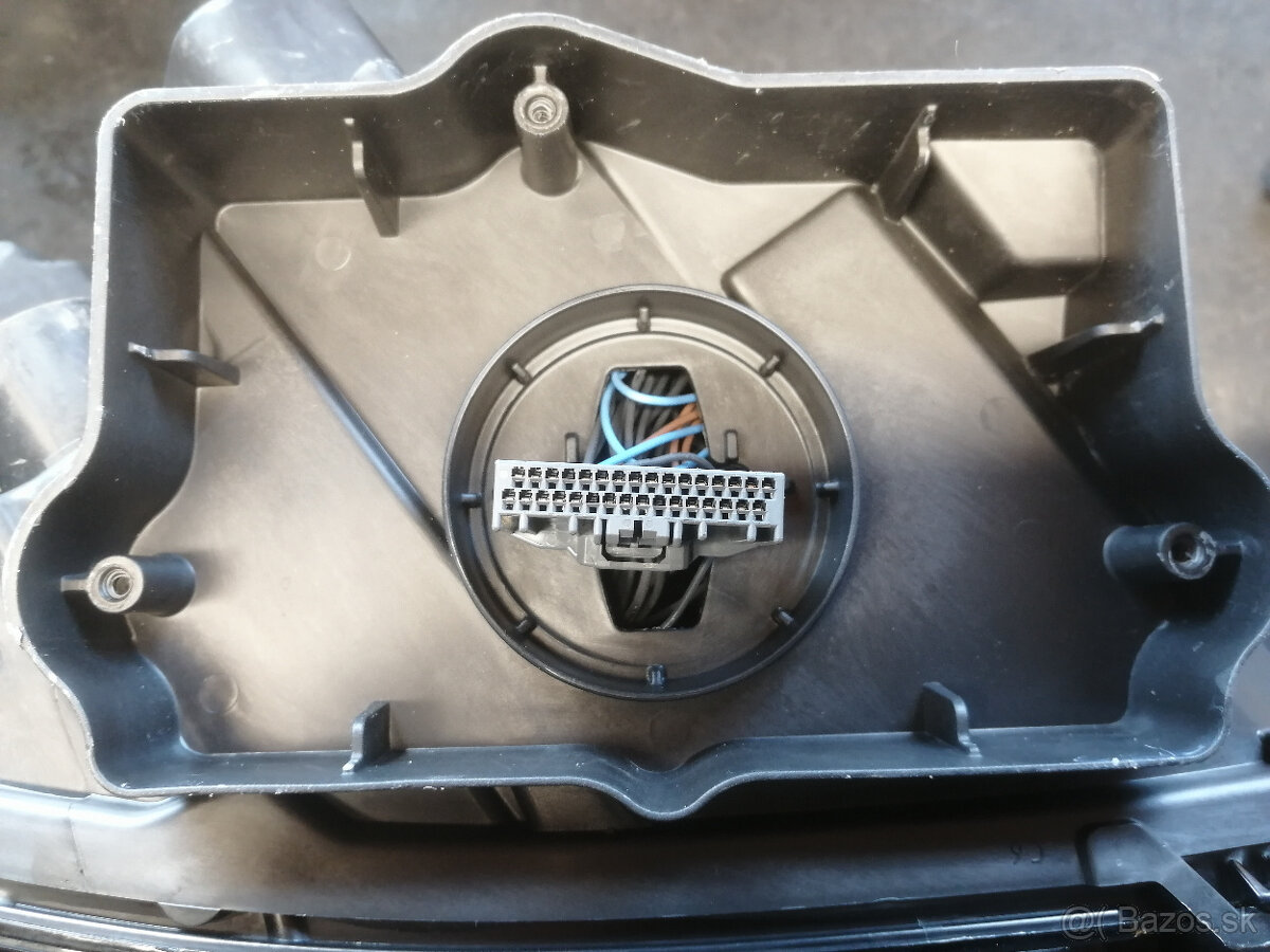 Land Rover Discovery 5 L462 levý FULL LED světlomet - 16