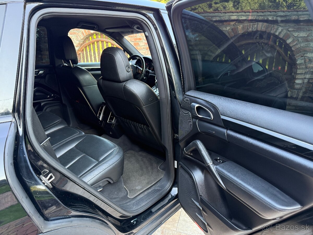 Porsche Cayenne 3.0tdi - 16