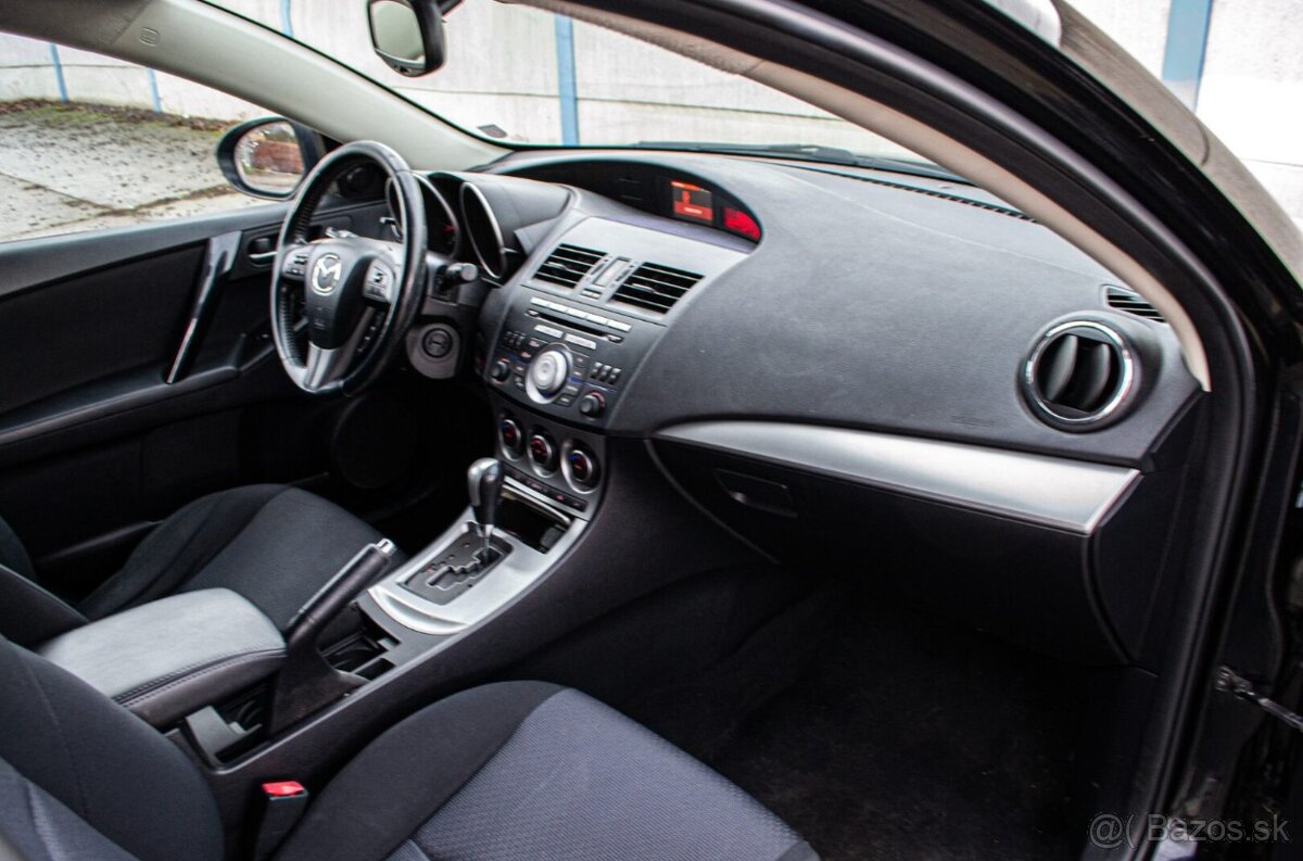 Mazda 3 Hatchback 2.0 110kW - 16