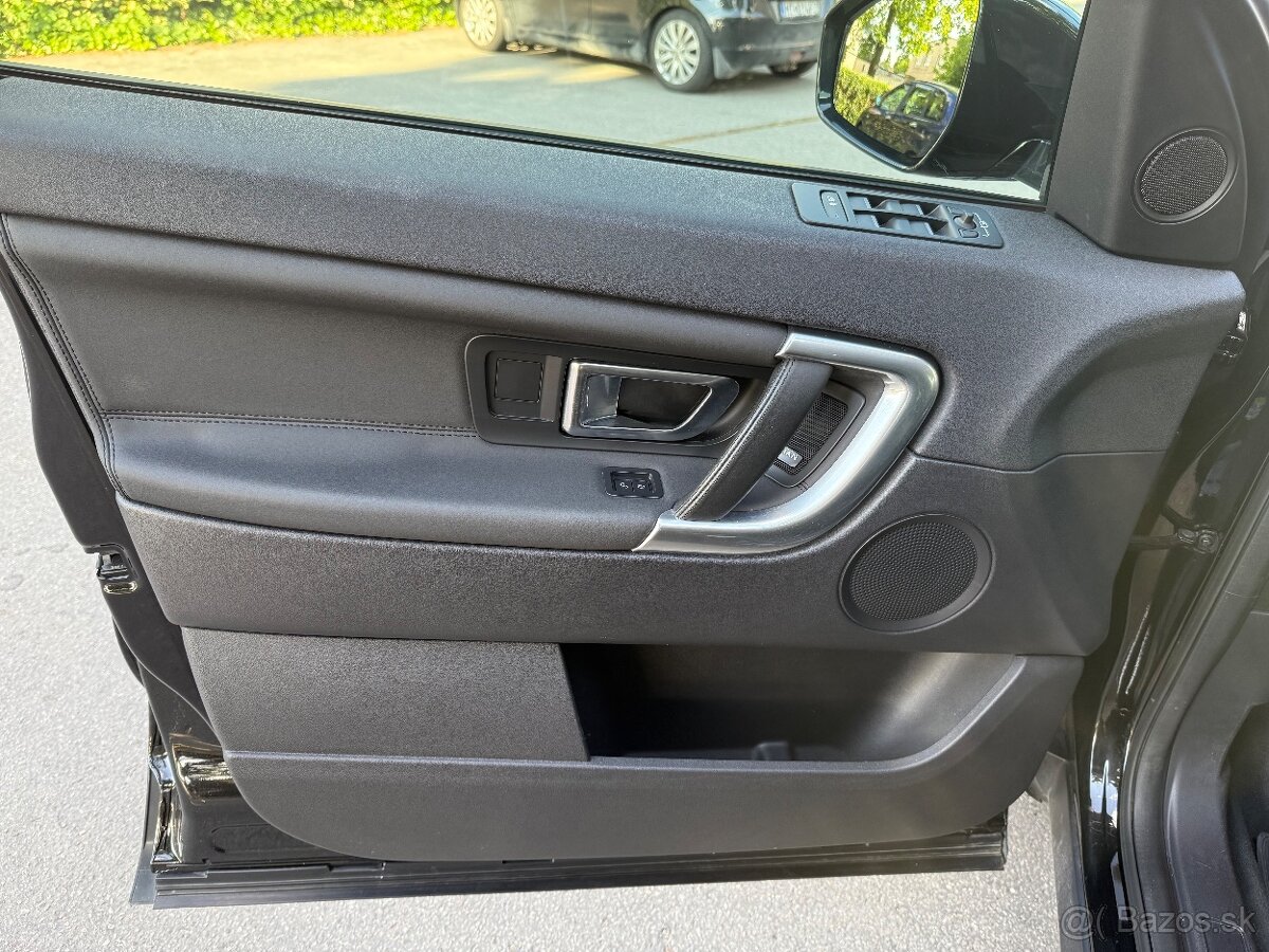 Land Rover Discovery Sport - 16