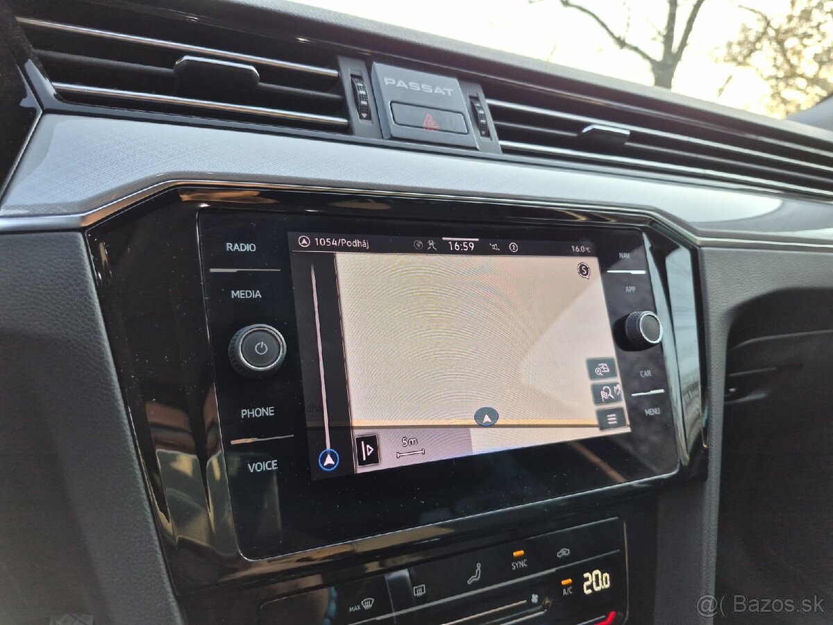 Volkswagen Passat Variant 2023 2,0 TDi DSG - 16