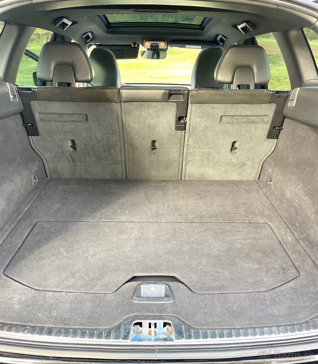 Volvo XC60 D4 R-Design - 16