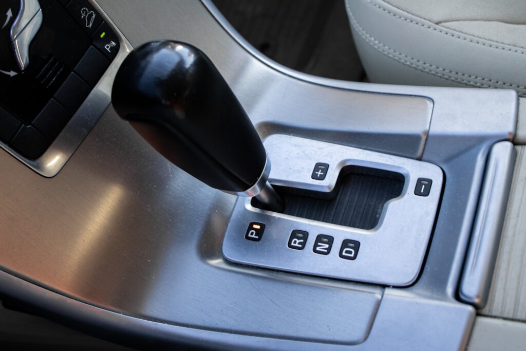 Volvo XC60 2.4D Momentum, 120kW (2011) - 16