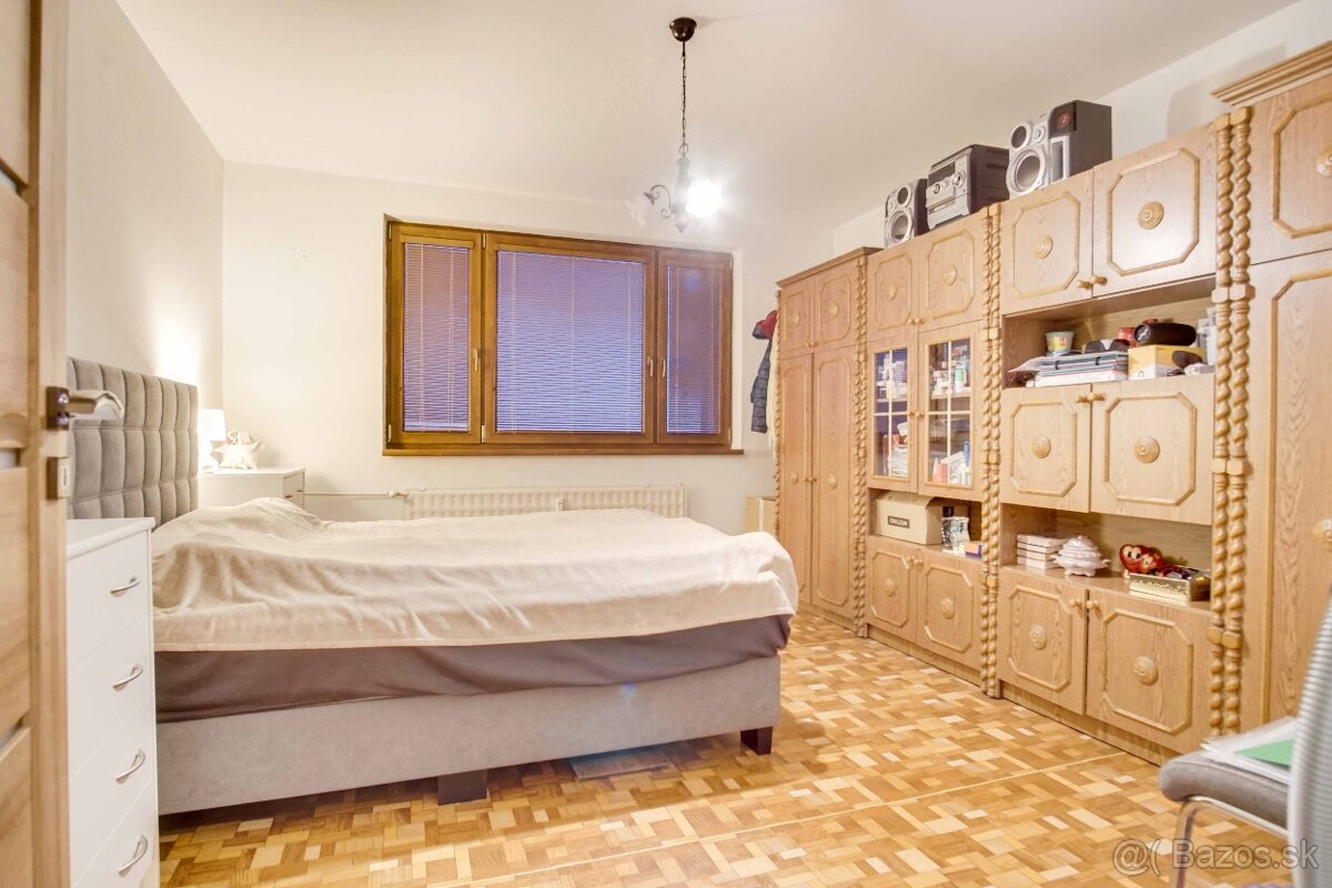 Veľký 3-izbový byt s loggiou vo vyhľadávanej lokalite, Hurba - 16