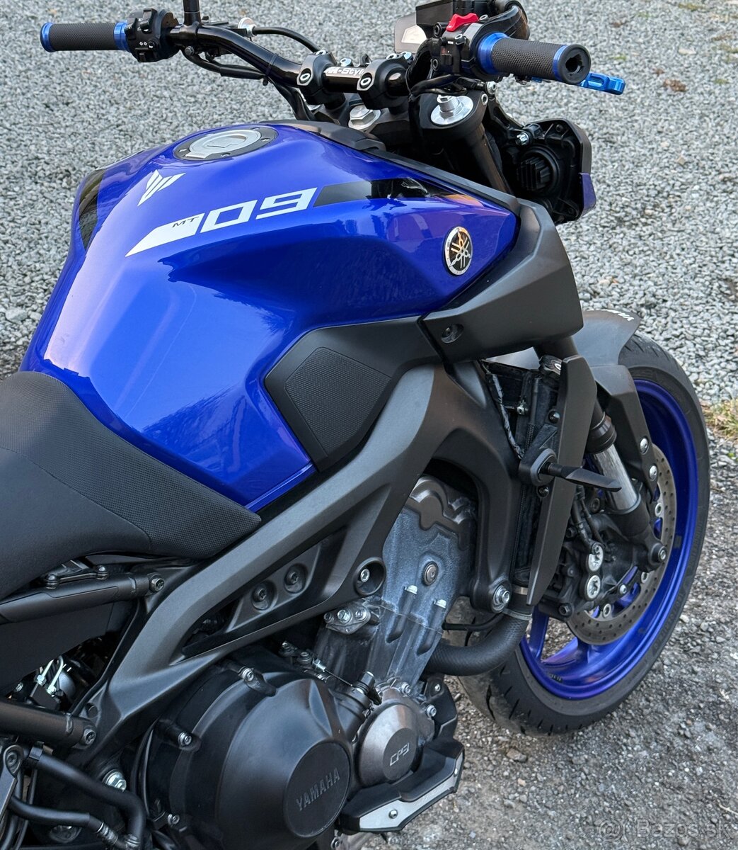 Yamaha MT-09, 2017, 85 kW - 115 koní - 16