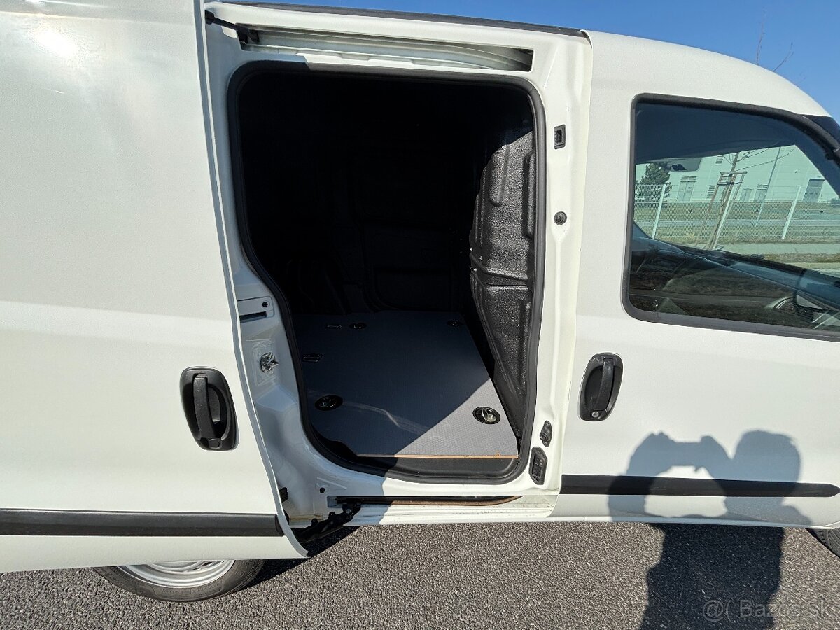 Opel Combo - 16