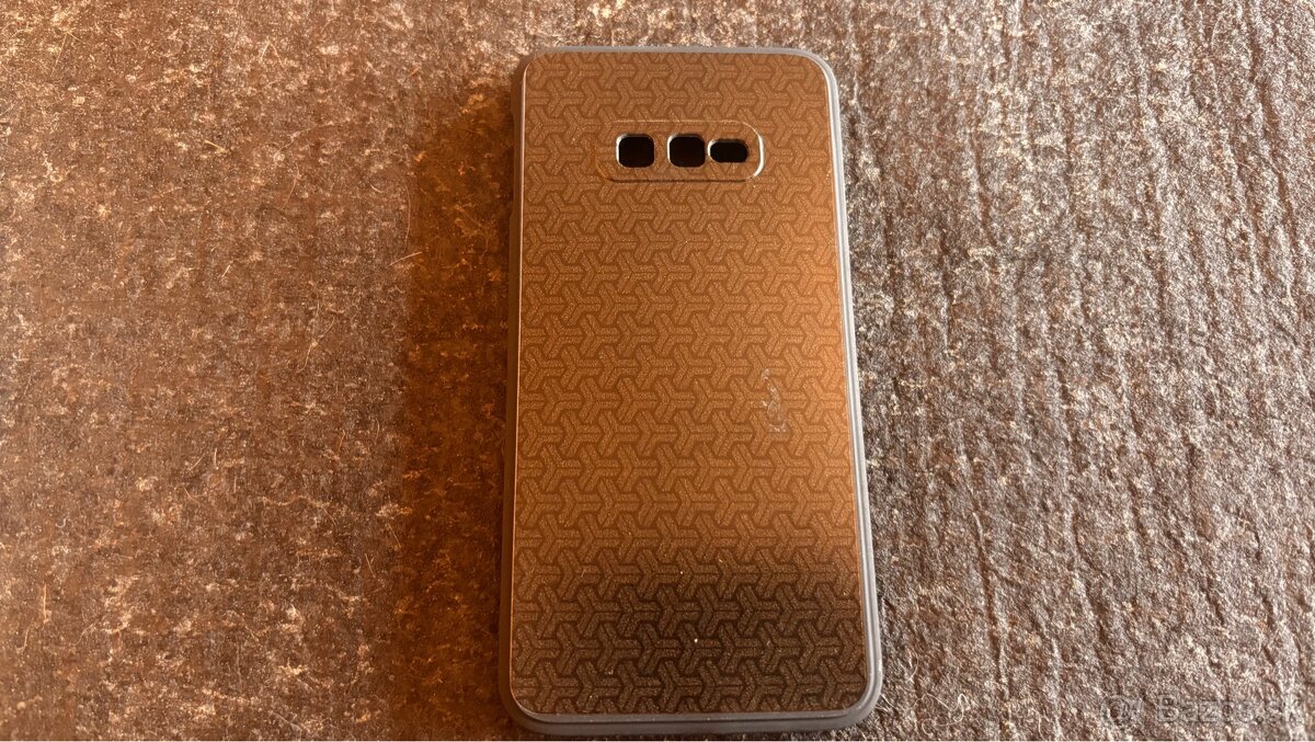 Predám púzdra na telefôny SAMSUNG - 16