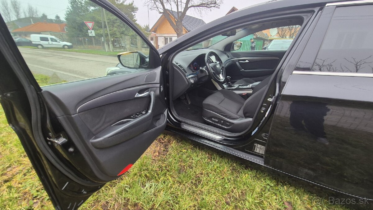 Hyundai i40 1.7 crdi 100kw 2011 - 16