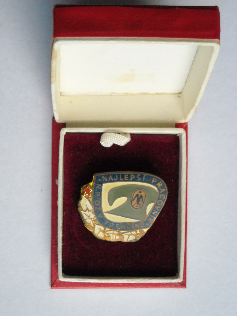 Odznaky:Vojenský,Spartakiada,Dubček a iné - 16