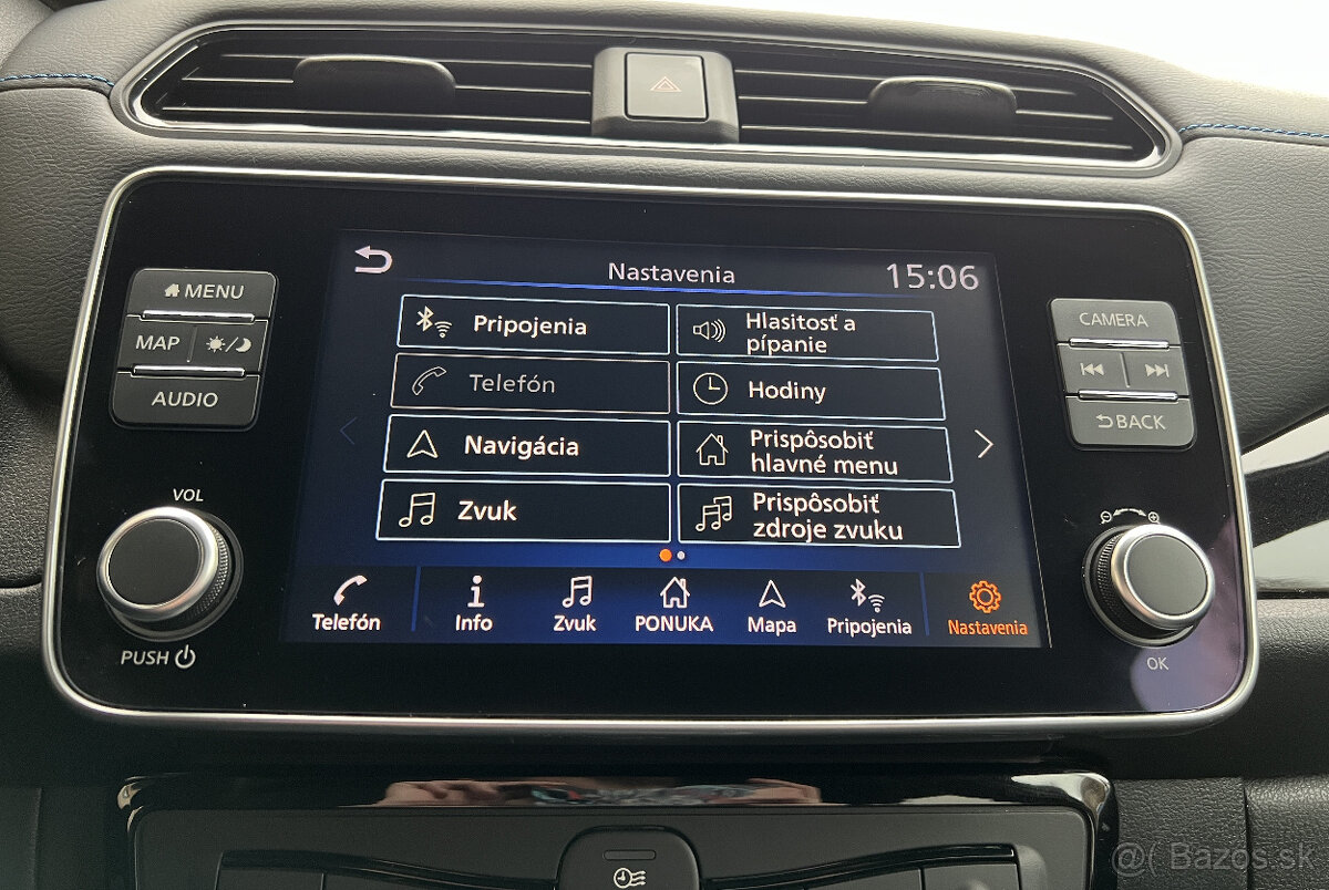 Nissan Leaf N-Connecta 40KWH V ZÁRUKE 360 STUPŇOVÁ KAMERA - 16