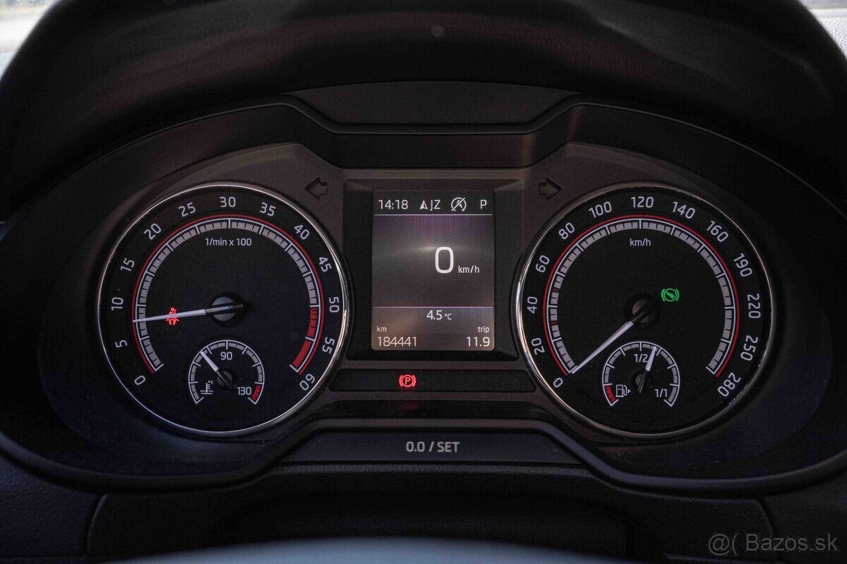 Škoda Octavia Combi RS TDI - 16
