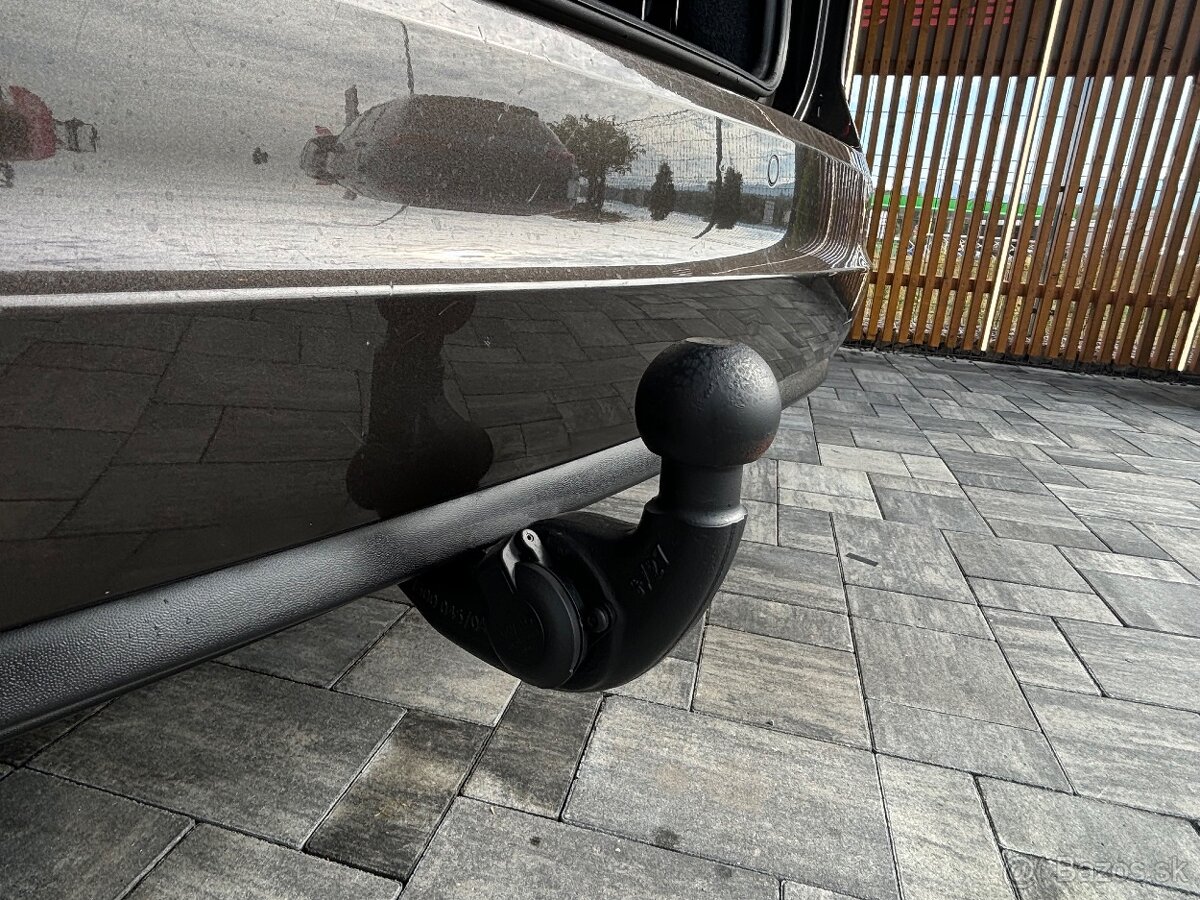 Volkswagen Sharan 2.0 TDI BMT Comfortline DSG - 16