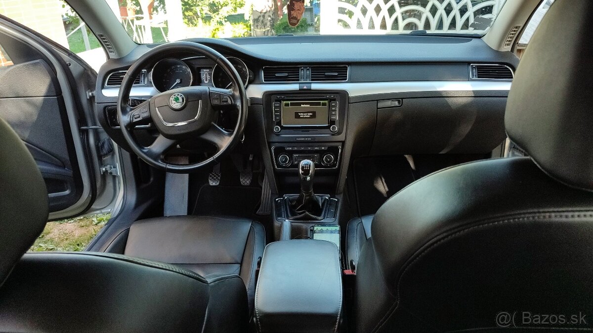 Škoda Superb 2 . 2.0 tdi - 16