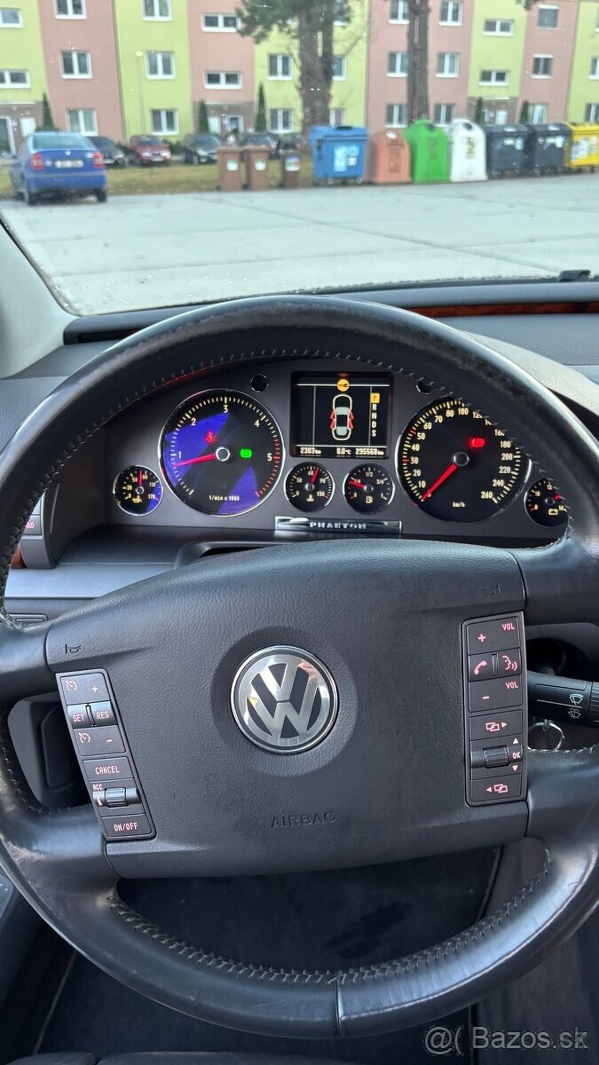 VW Phaeton 3,0 V6 TDi - 16