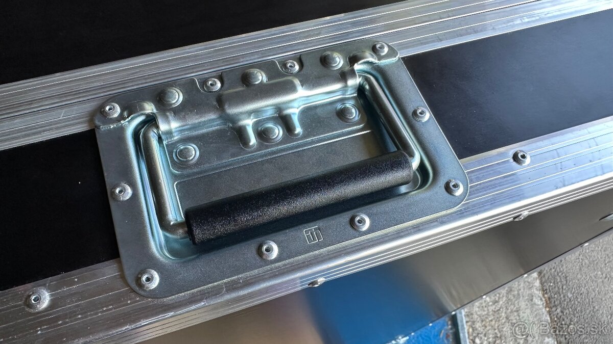 Stôl v Case - skladací - 16