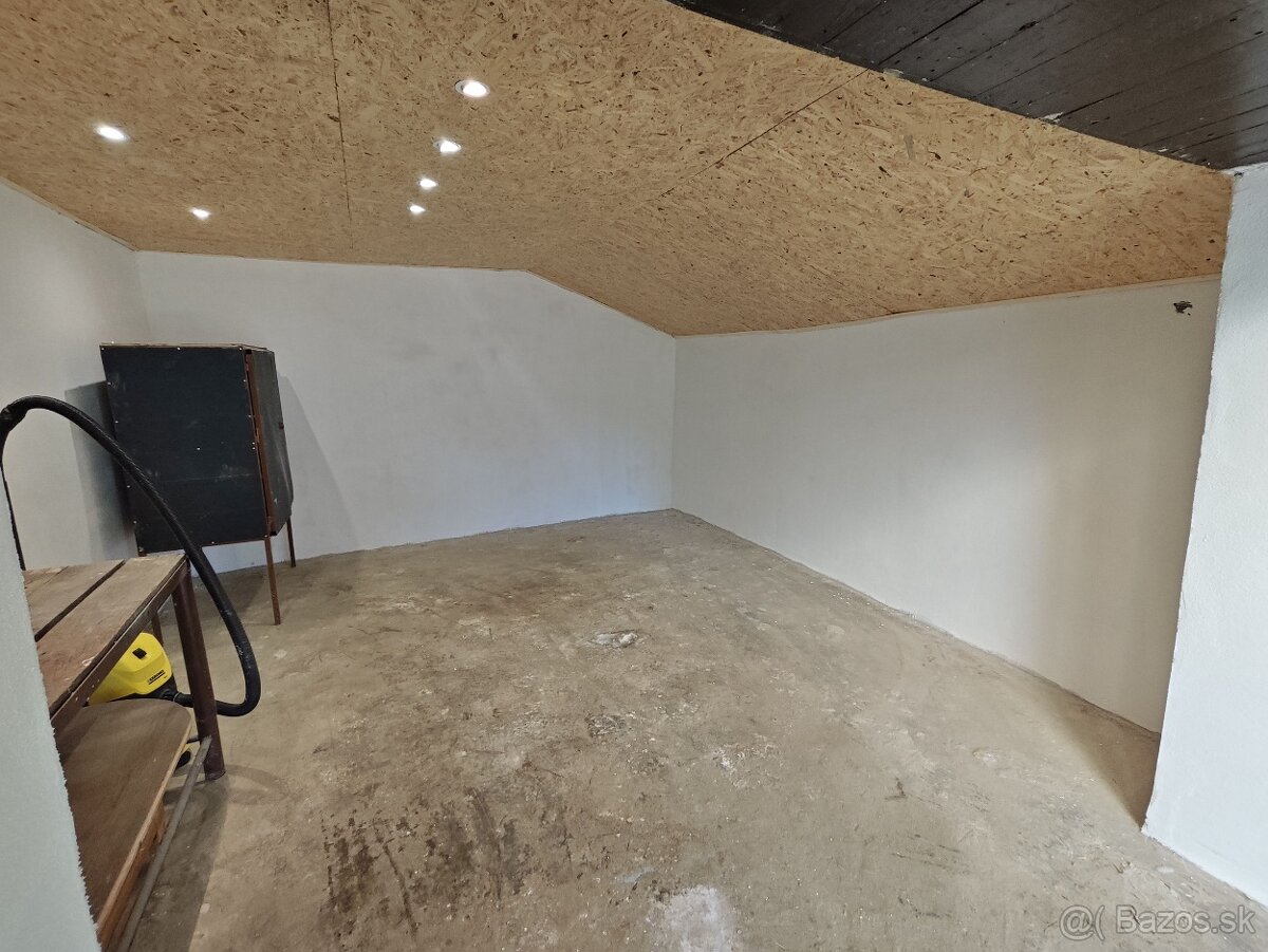 Na predaj rodinný dom Želiezovce, časť Mikula - 16