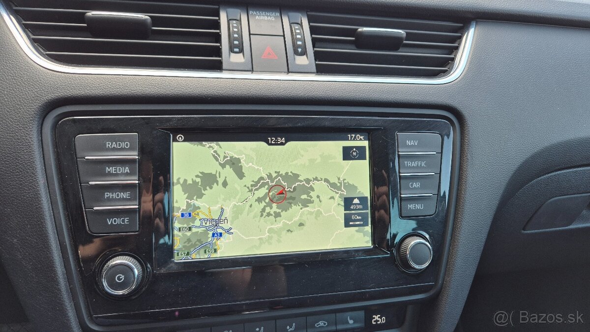 Škoda Octavia 1.4 TSI 150k Business DSG - 16