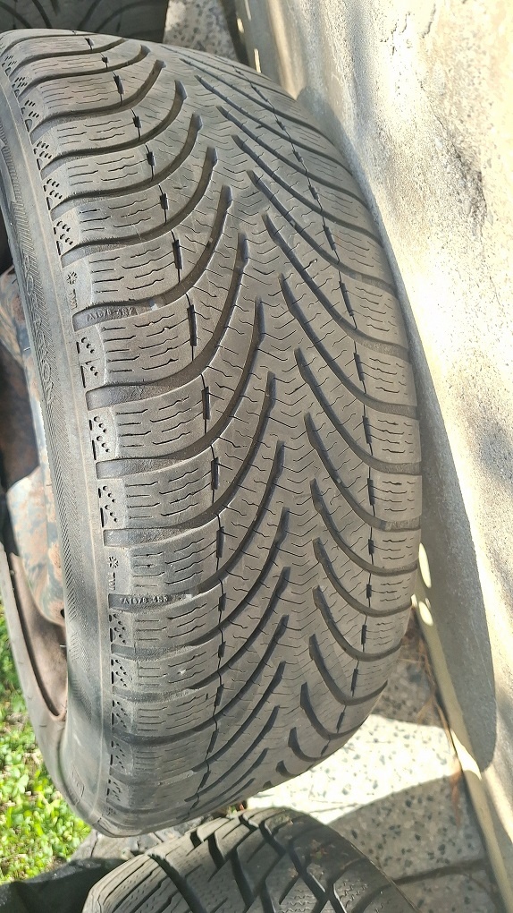 starsie plech disky R16 + pneu - 16