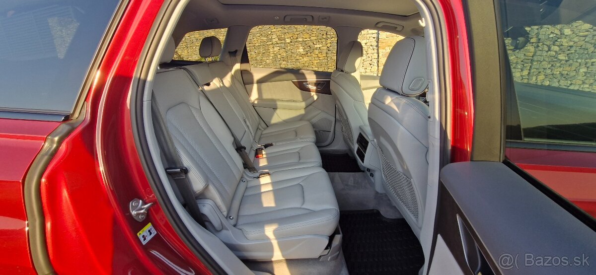 PRODÁM AUDI Q7 3.0TDI 210KW - 16