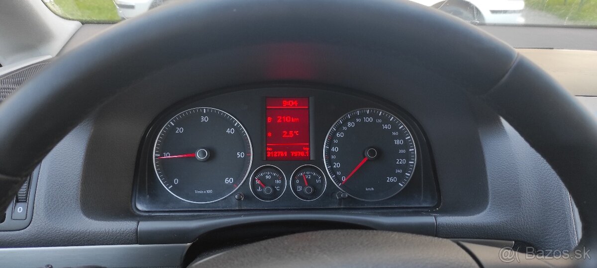 Volkswagen Touran 1.9 TDI - 16