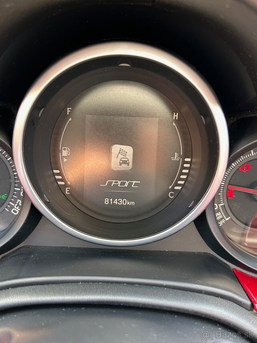 Fiat 500X 1.6 E-torq Plus PANORAMA - 16