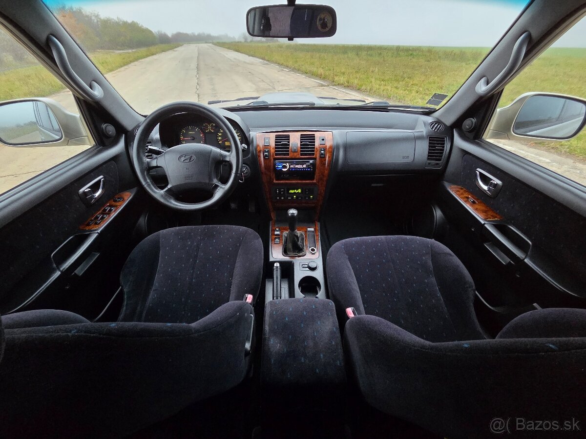 Hyundai Terracan 2.9CRDi - 16