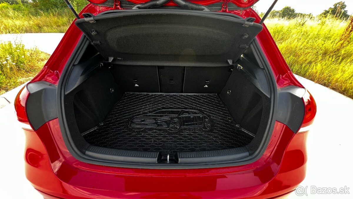 Mercedes-Benz W177 A180 AT7 - 16