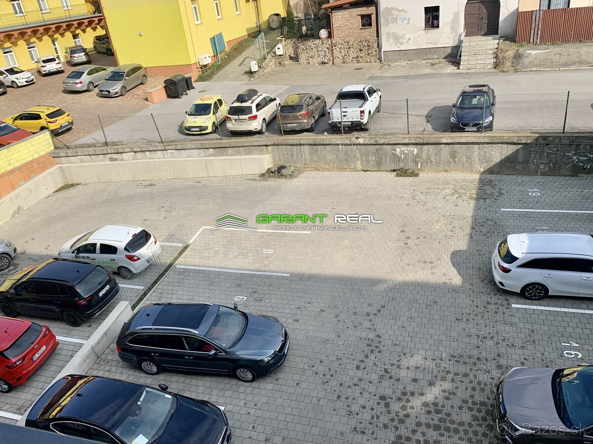 Prenájom kancelária 43 m2, 3. poschodie, Jarková 14 - 16