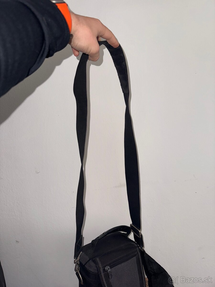 Predám tašku na fotoaparát EVG - 16