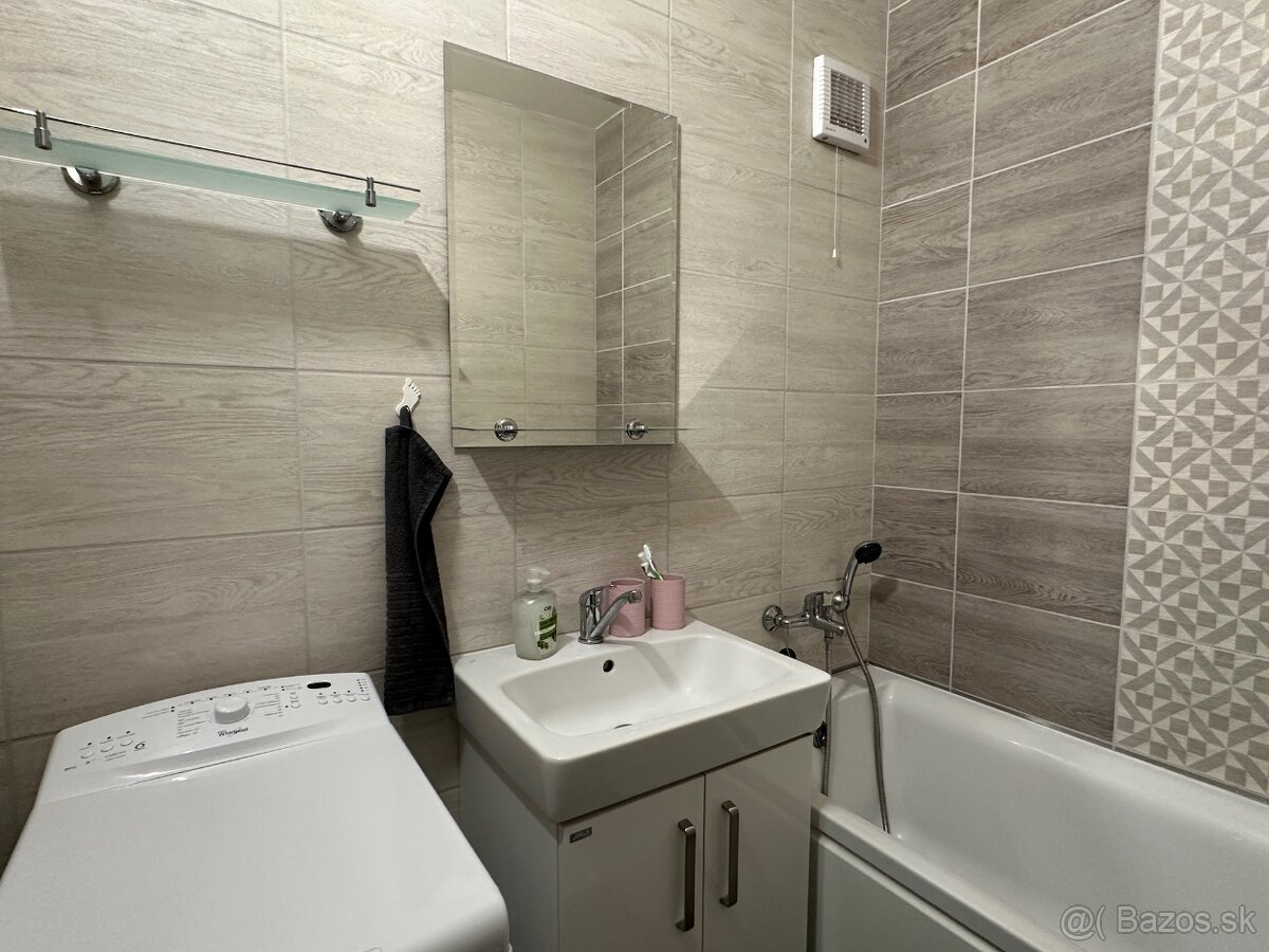 3 izbový byt s loggiou, 74 m2 - SMIŽANY - 16