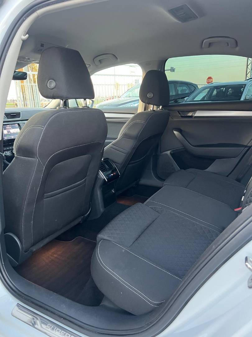 Škoda Superb 2.0 TDI 190k 4x4 Ambition DSG EU6 - 16