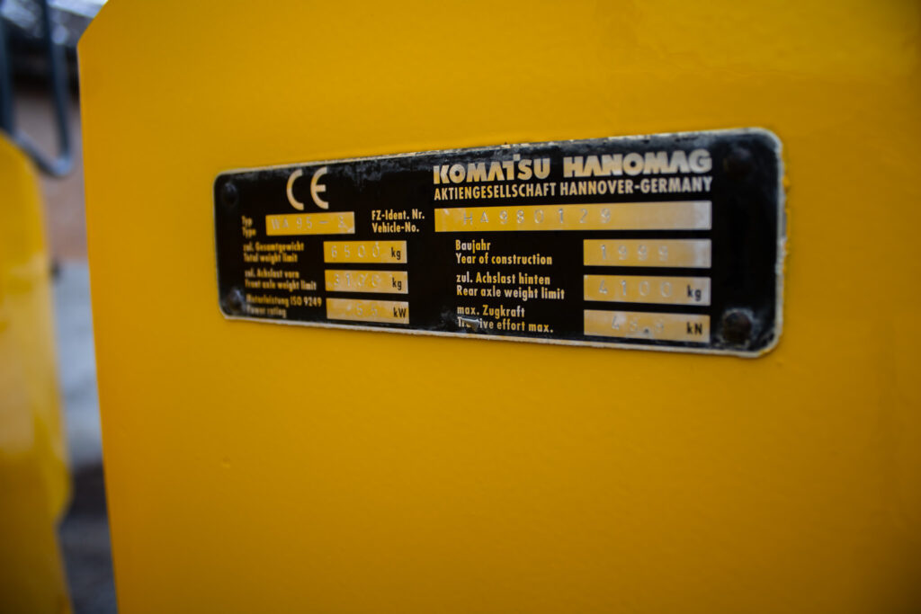 Kolesový nakladač Komatsu WA95 - 16