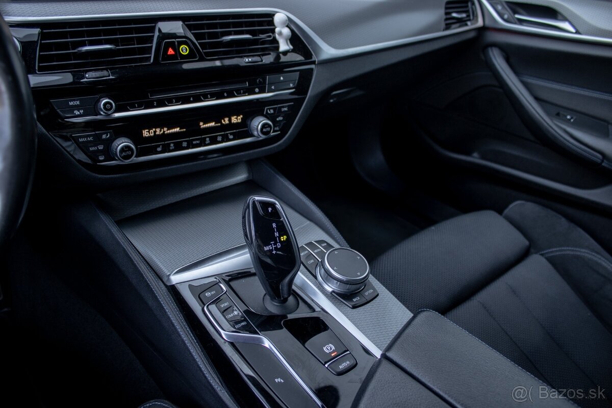 BMW 520d Touring xDrive G31 - 16